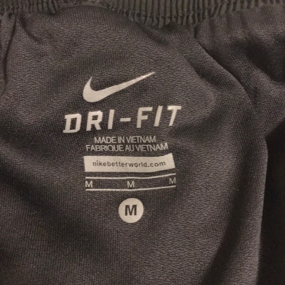 Nike Dri-Fit shorts - Picture 3 of 3
